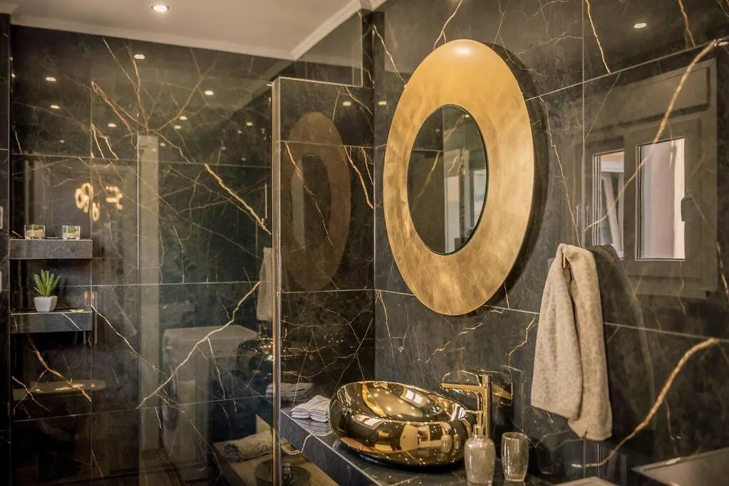 Eva'S Glamorous Apartment #Mitropoleos61 Thessaloníki