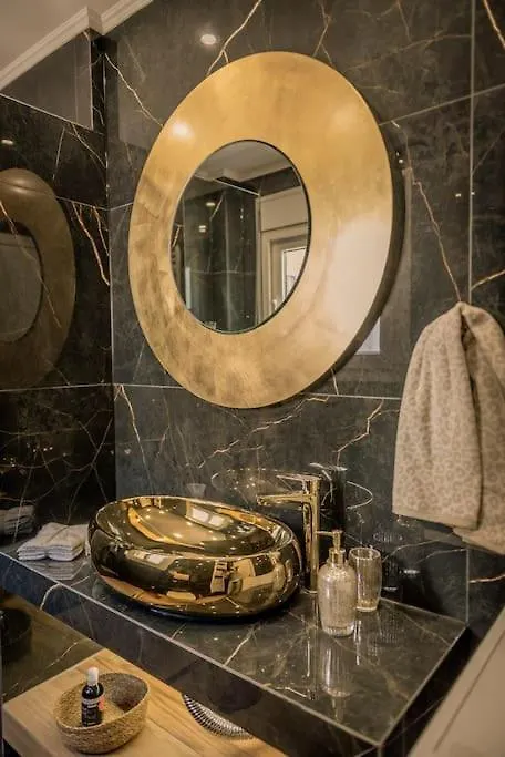 Eva'S Glamorous Apartment #Mitropoleos61 Salonicco